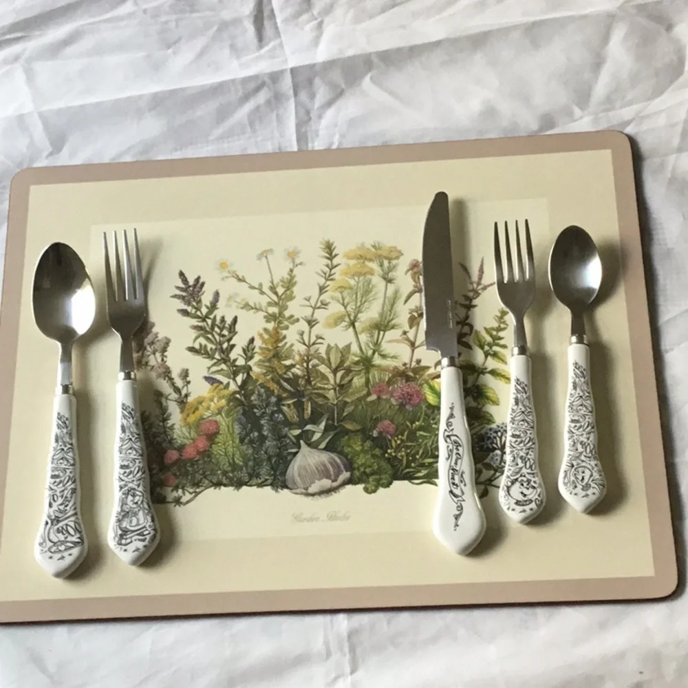 Disney 5 PIECES FLATWARE THE BEAUTY‎ & THE BEAST BE OUR GUEST